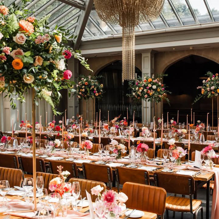 Summer Wedding Décor: How to Use Candles to Enhance Your Big Day