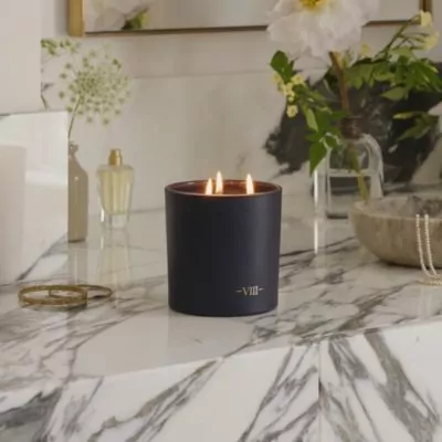 3 wick scented candle