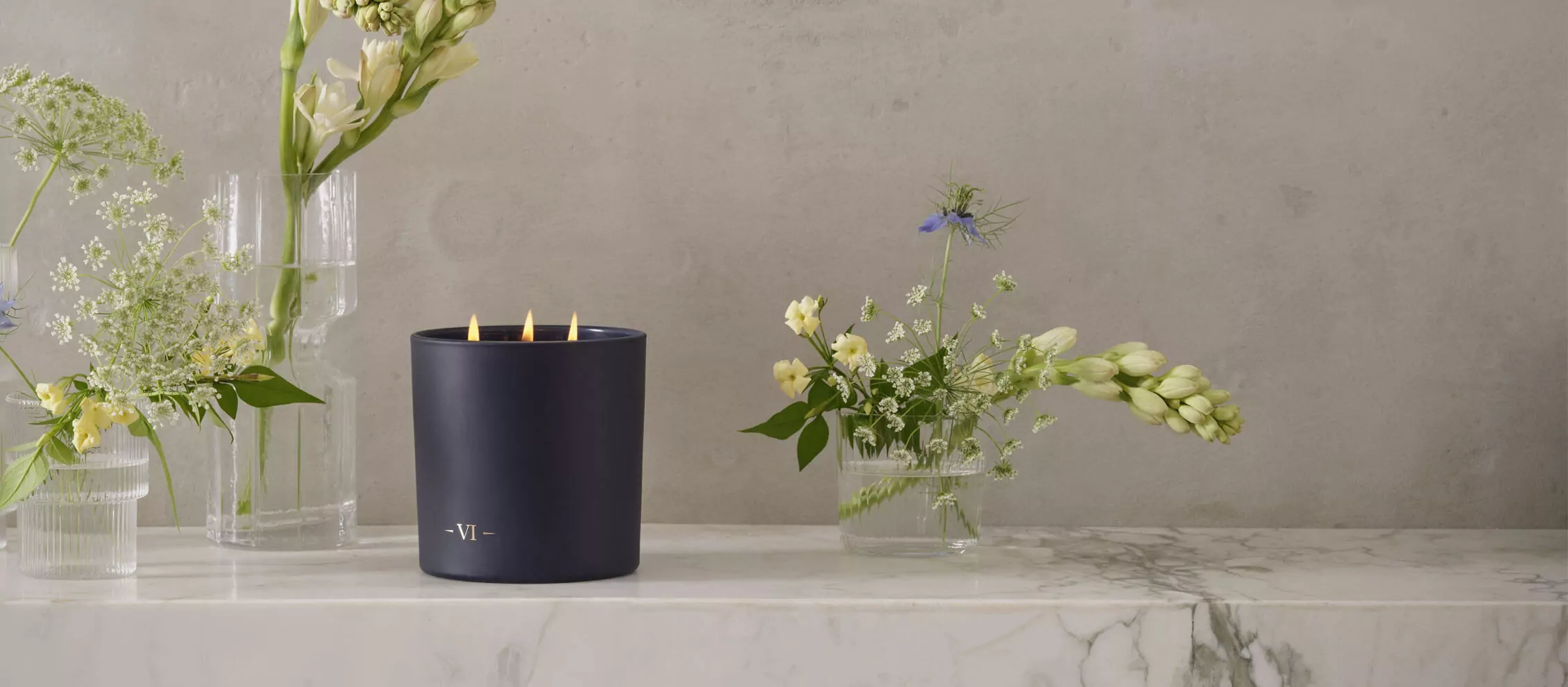 3 wick scented candle