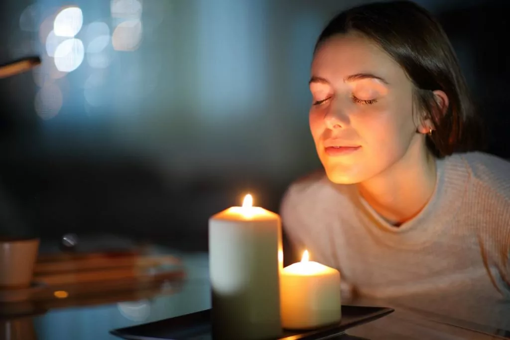 smelling candles